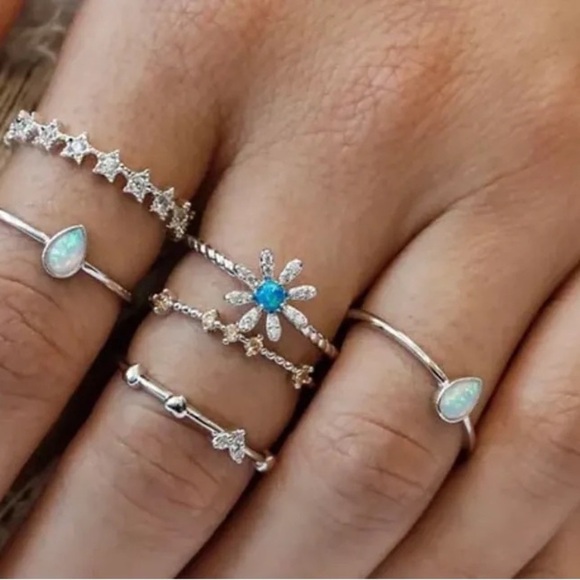 Dew Drop Ring - Picture 3 of 3